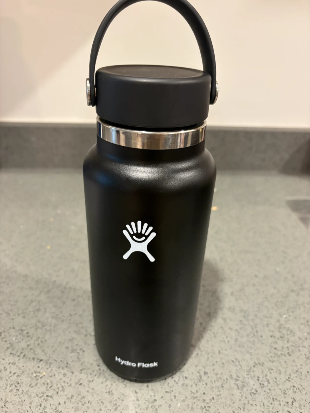 Hydro Flask 32 oz Wide Mouth Water Bottle - Black