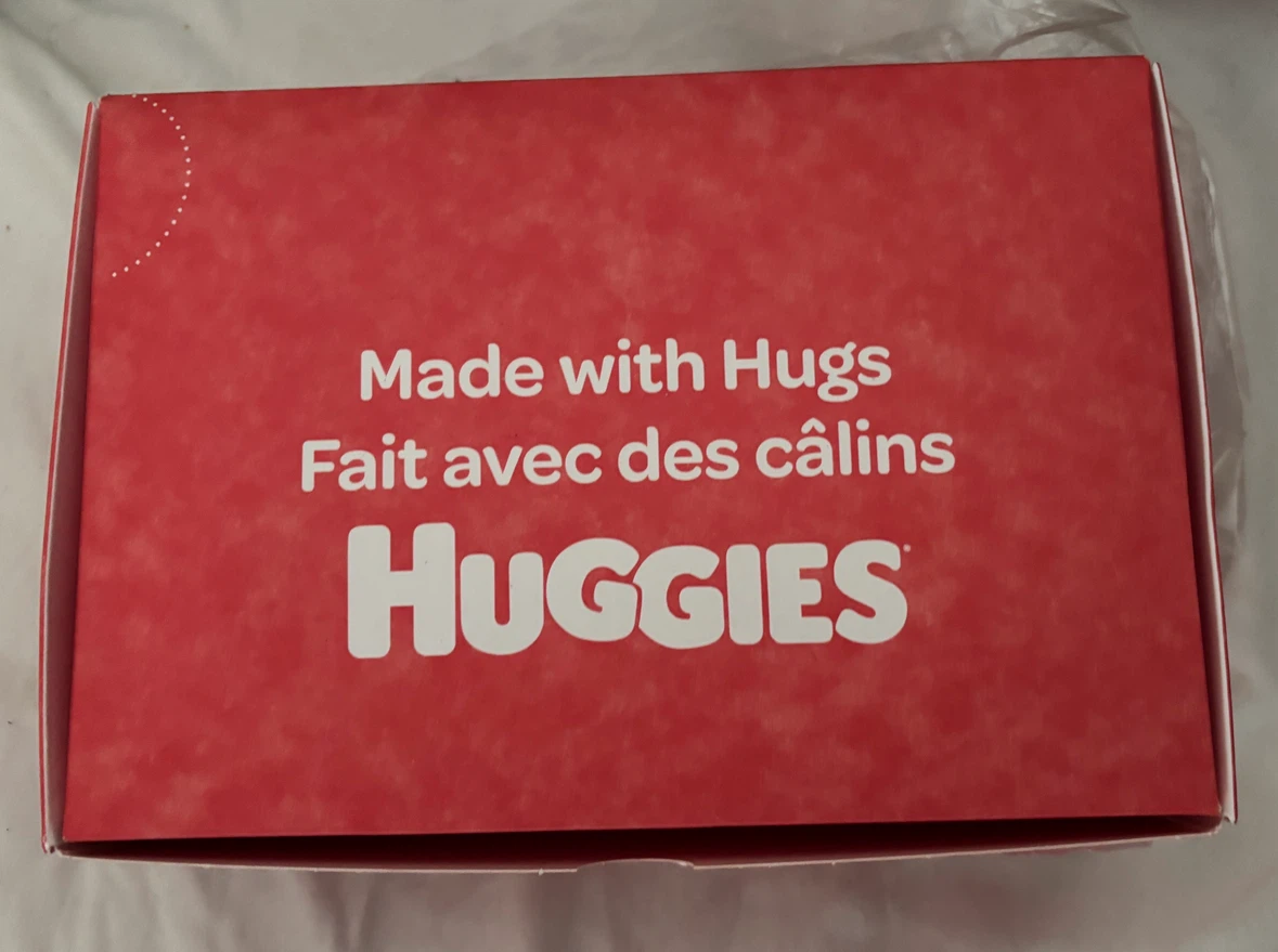 Huggies Newborn Diapers and Wipes Set (Gift box) - photo 2