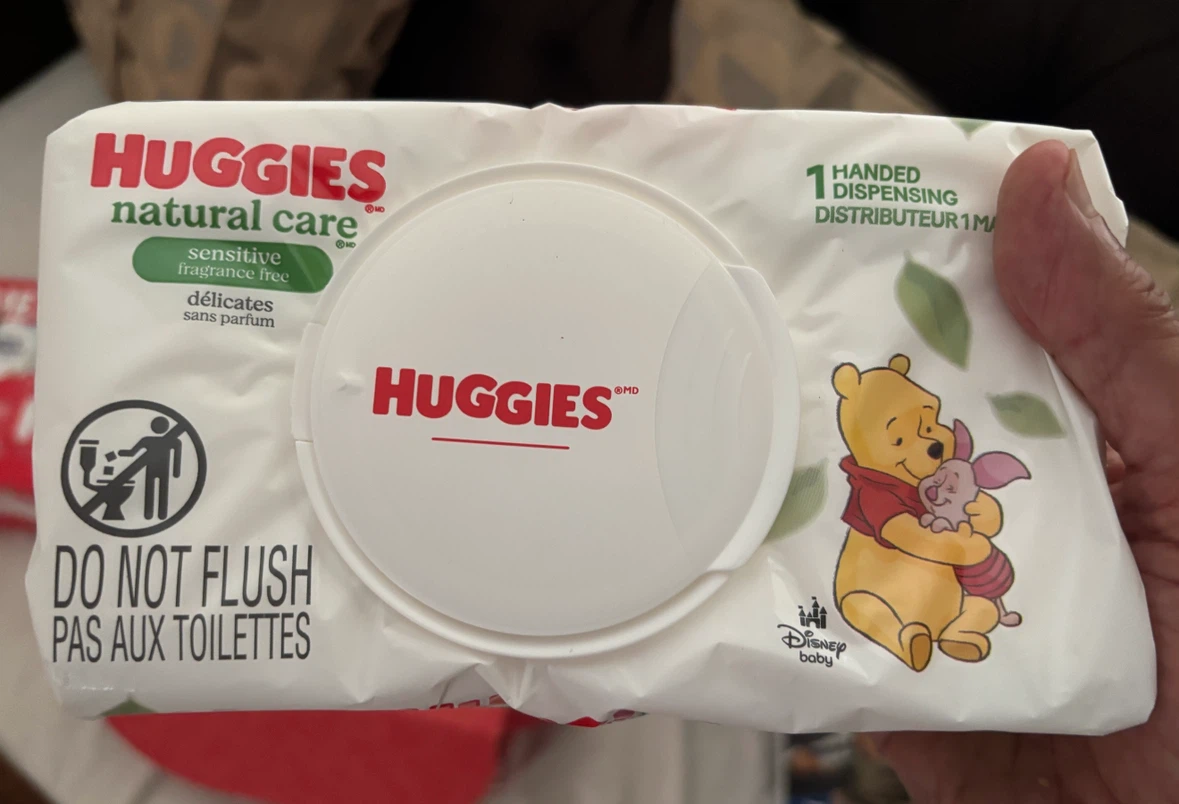 Huggies Newborn Diapers and Wipes Set (Gift box) - photo 4