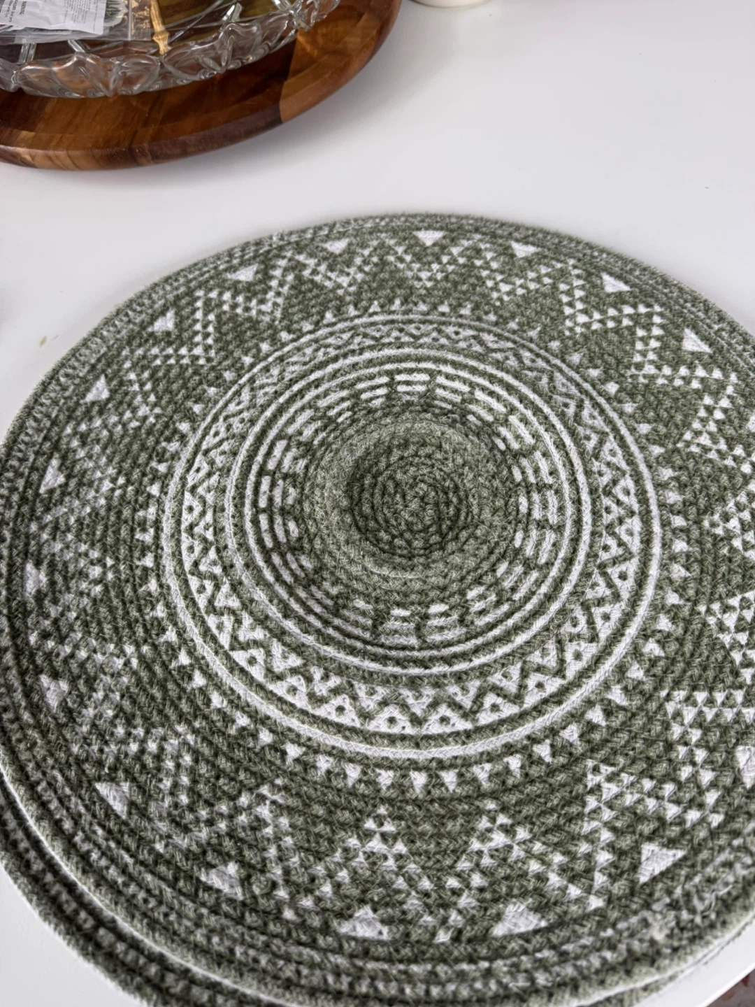 Round Woven Placemats, Green Pattern (Set of 2)