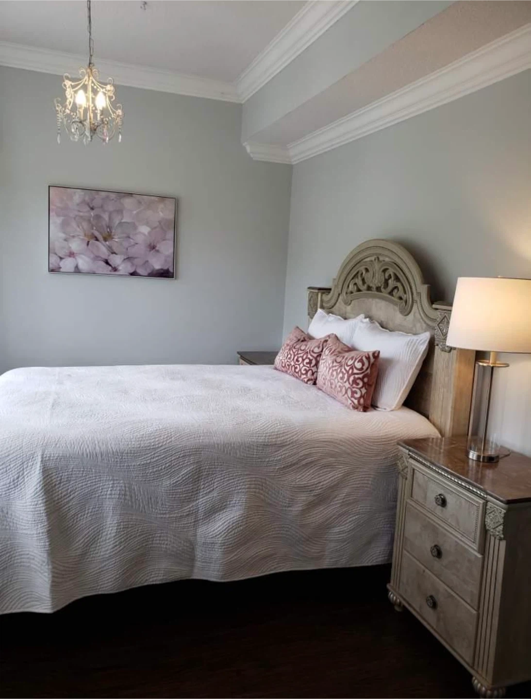 Ornate Bedroom Set - Queen Bed Frame & Nightstands