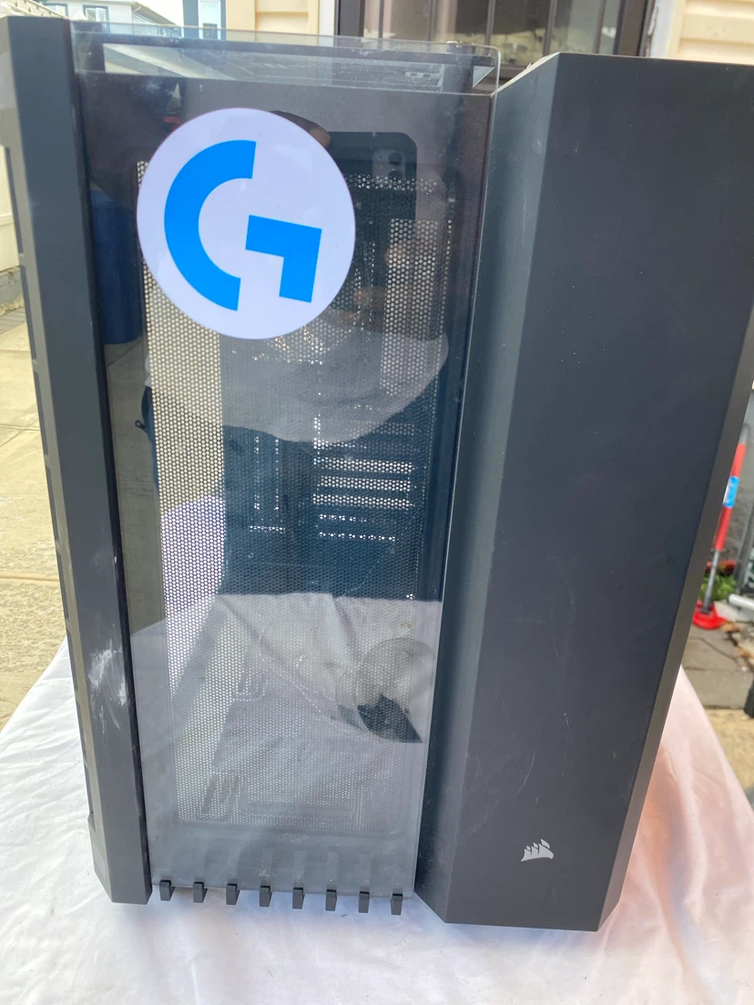 Corsair ATX Mid-Tower PC Case - photo 3