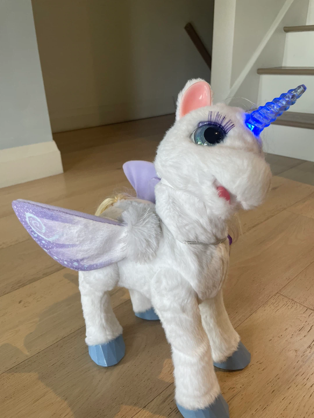 Furreal friends White and Purple Unicorn Toy with Lights