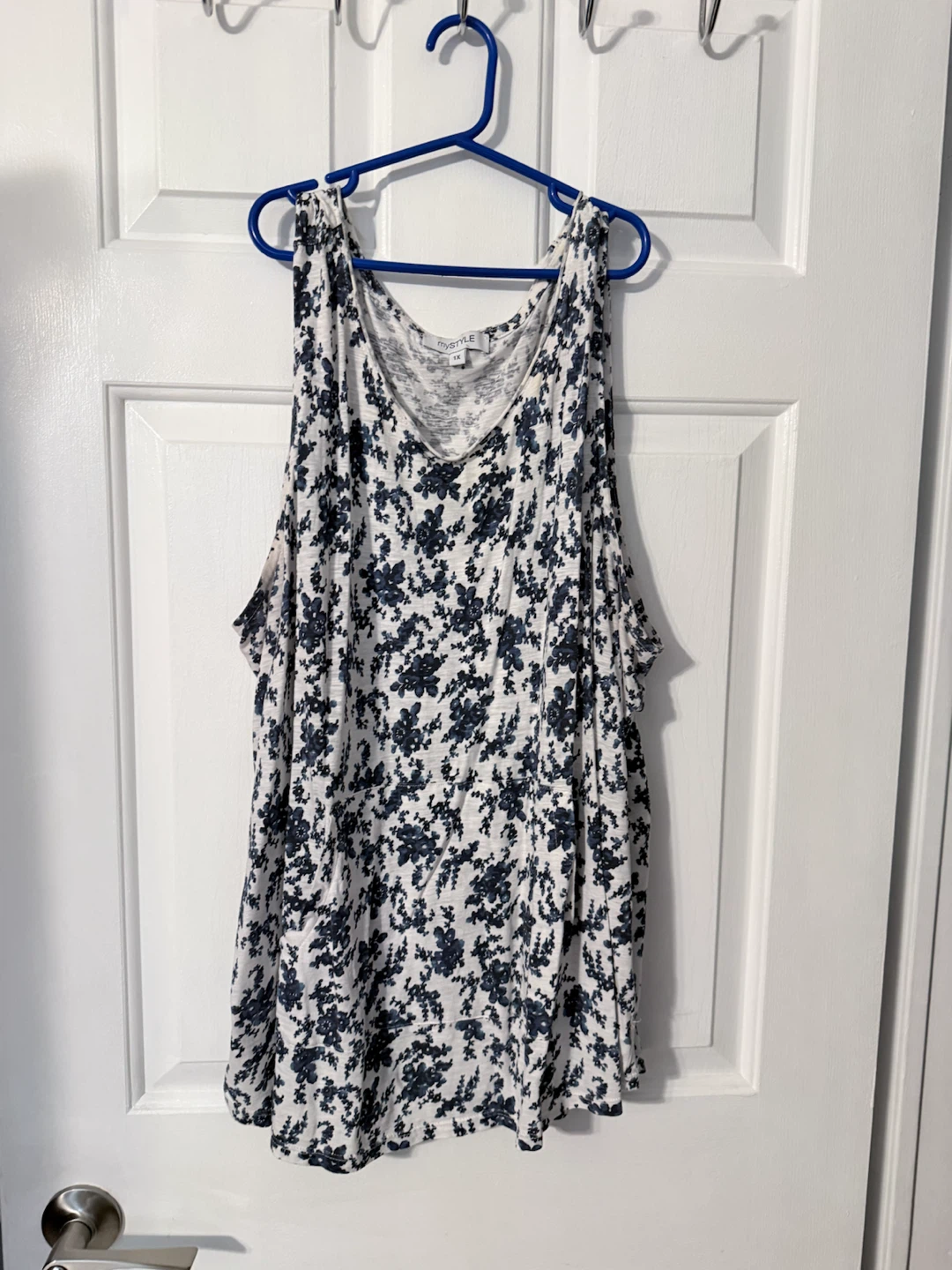Floral Tank Top - Size 1X - photo 2