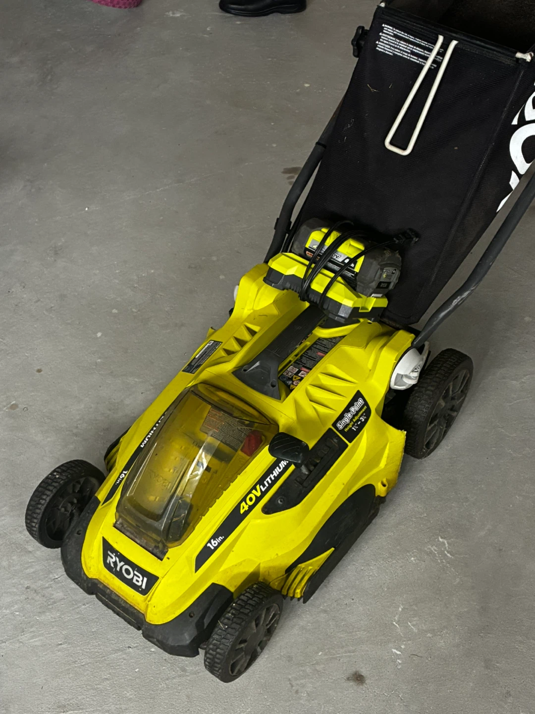 Ryobi 40V Lithium 16" Cordless Electric Mower