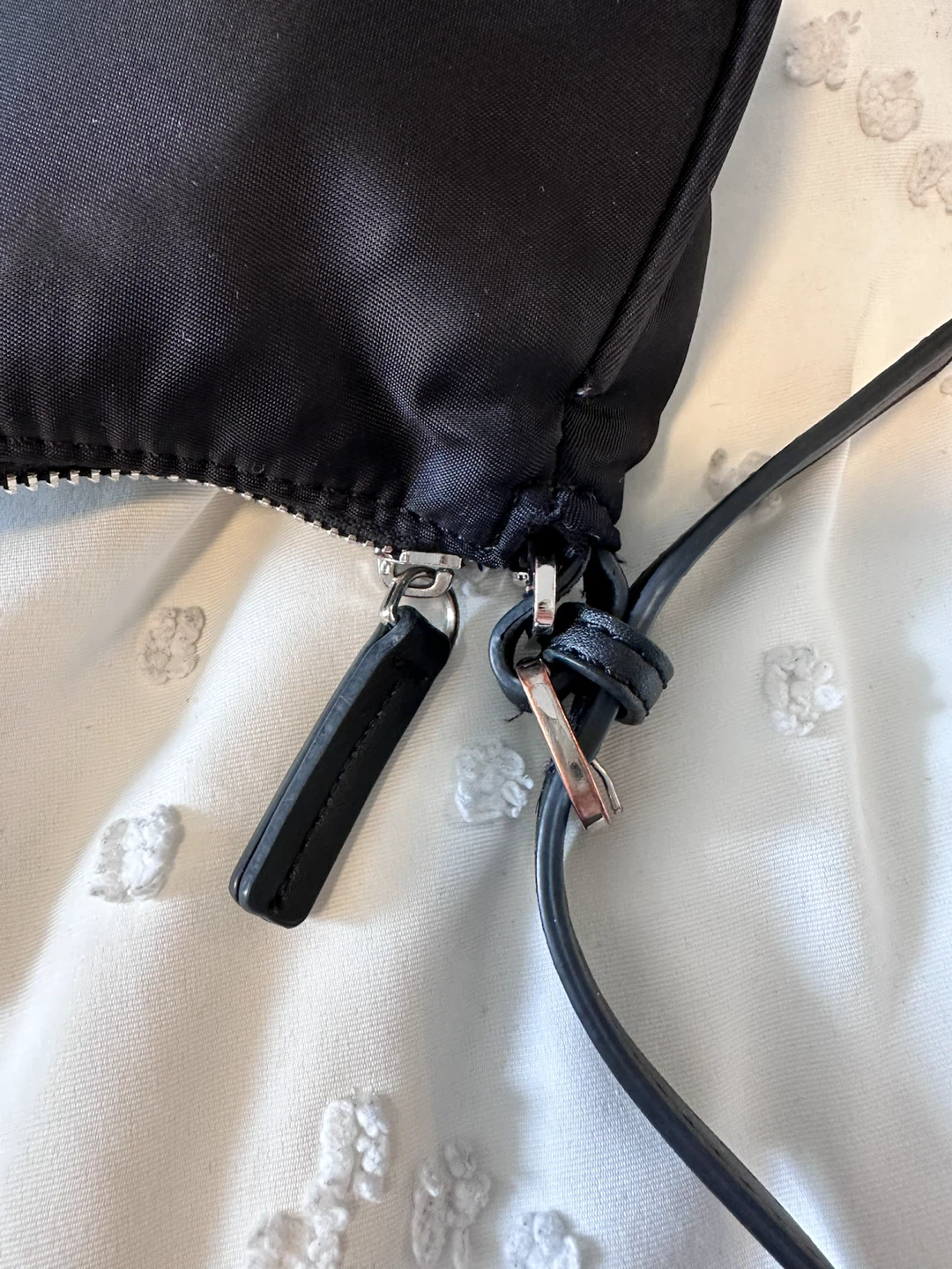 Mango Black Nylon Shoulder Bag with Silver Chain - photo 4
