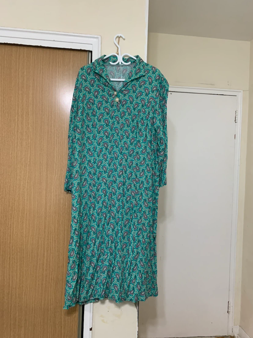 Green Paisley Print Collared Midi Dress