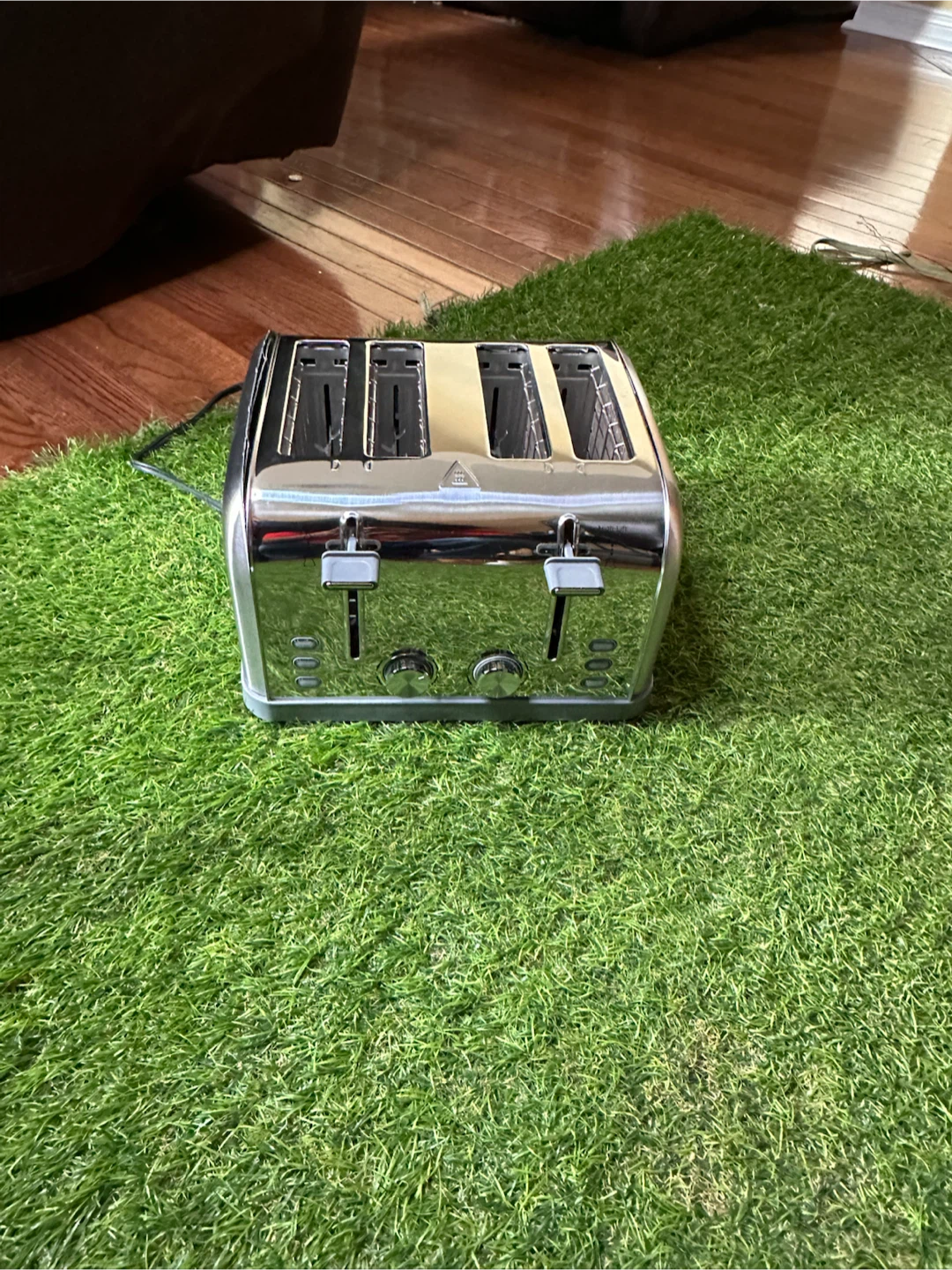 Chrome 4-Slice Toaster