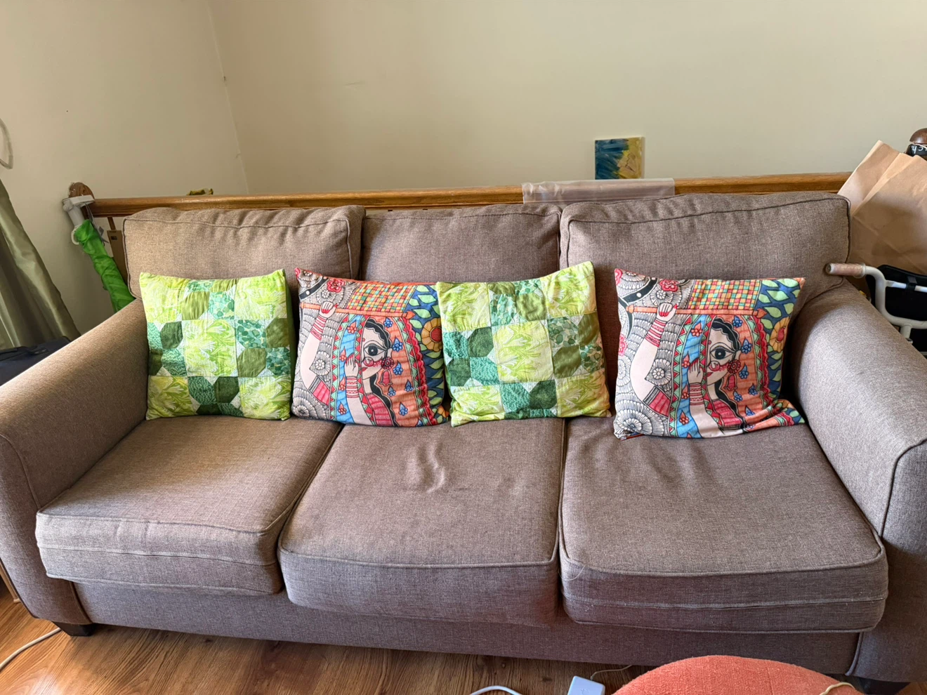 3 seated Sofa & Pillows