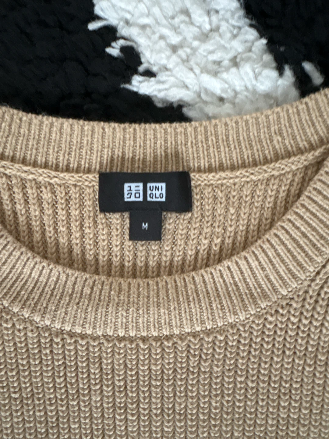 UNIQLO Knit Vest - Tan - Size M - photo 2