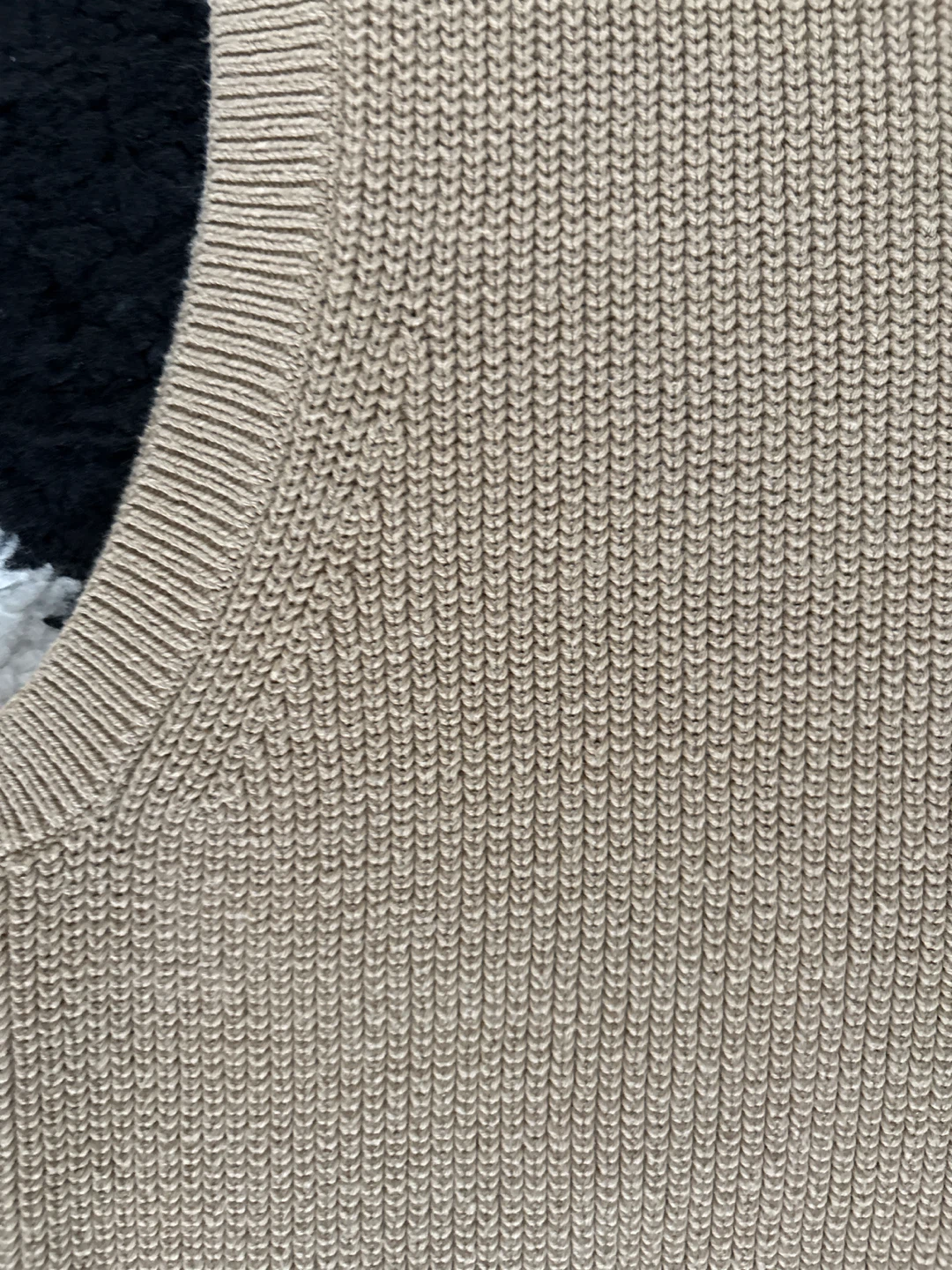 UNIQLO Knit Vest - Tan - Size M - photo 3