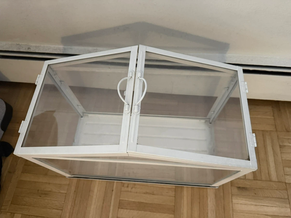 White and plexi Greenhouse Terrarium - photo 2