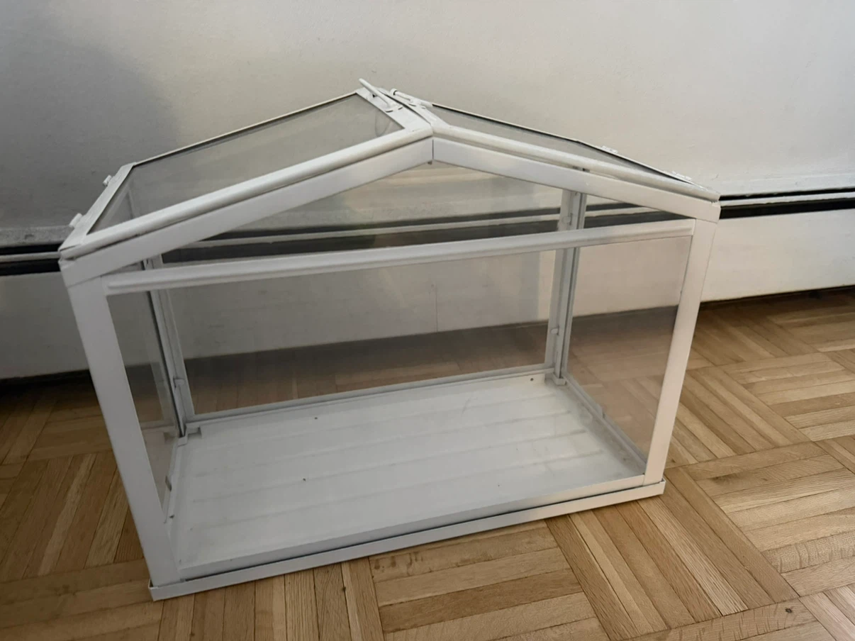 White and plexi Greenhouse Terrarium - photo 5