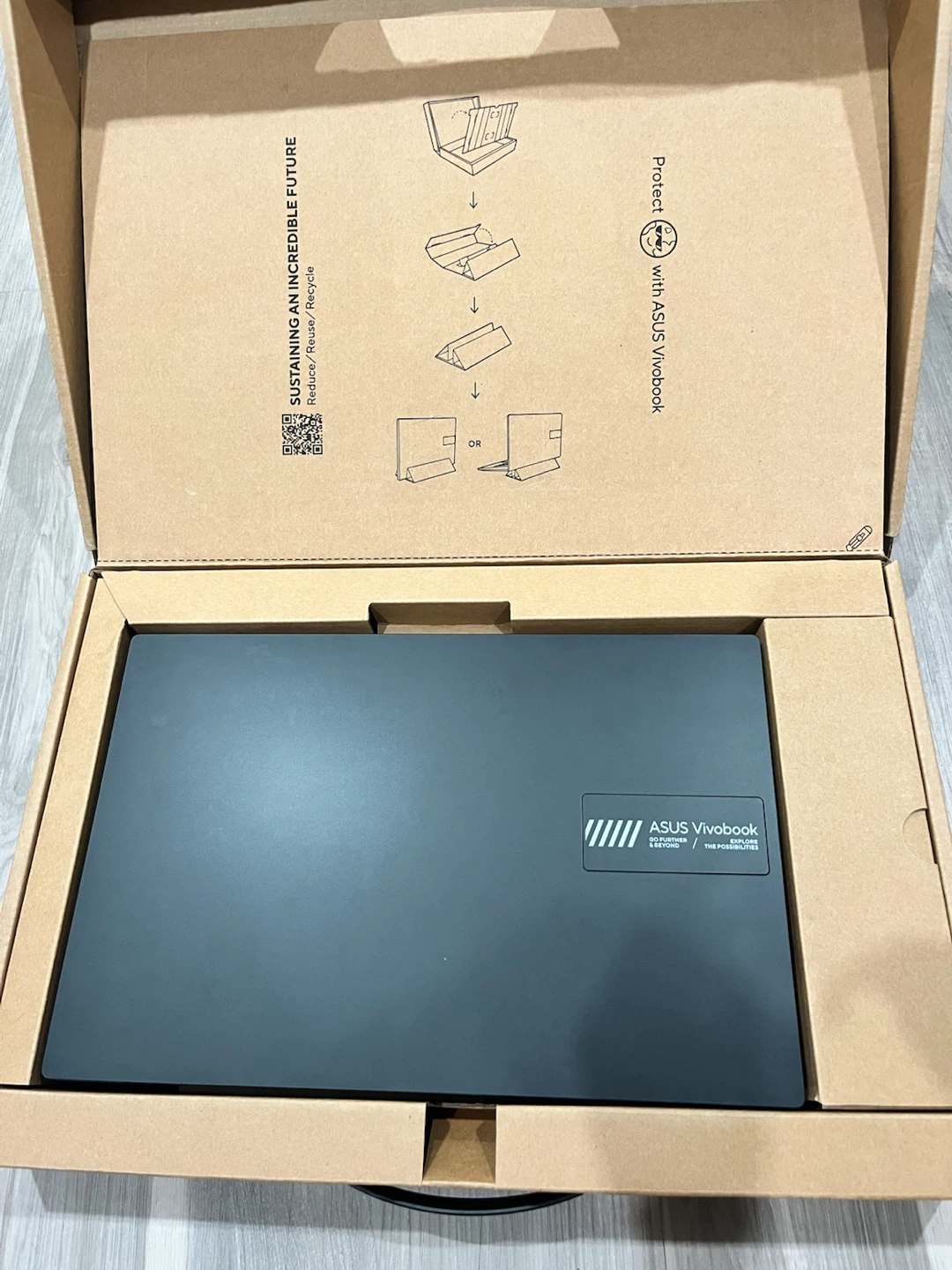 ASUS Vivobook Go 14 (E1404F) Laptop