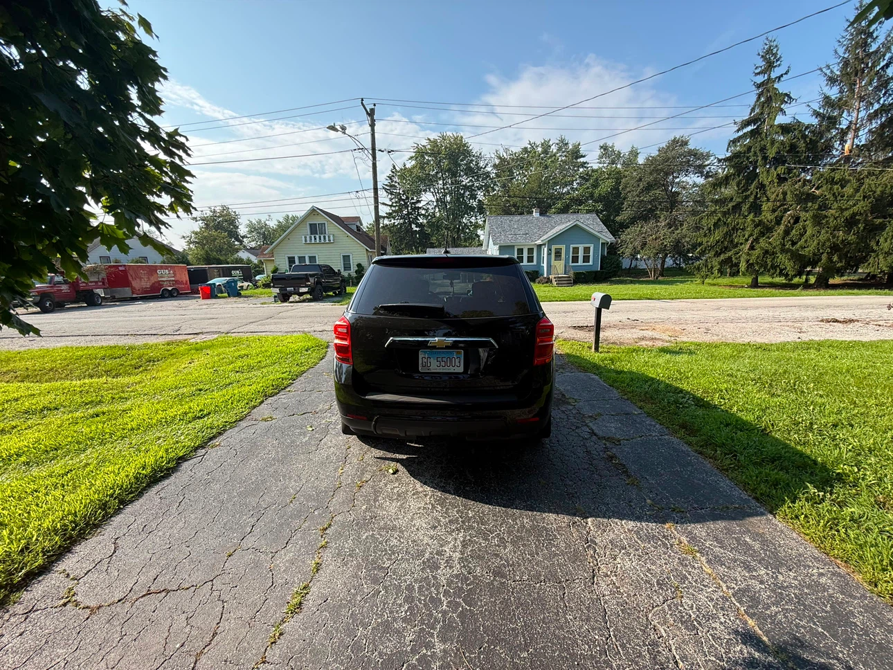 Black Chevrolet Equinox SUV - photo 4