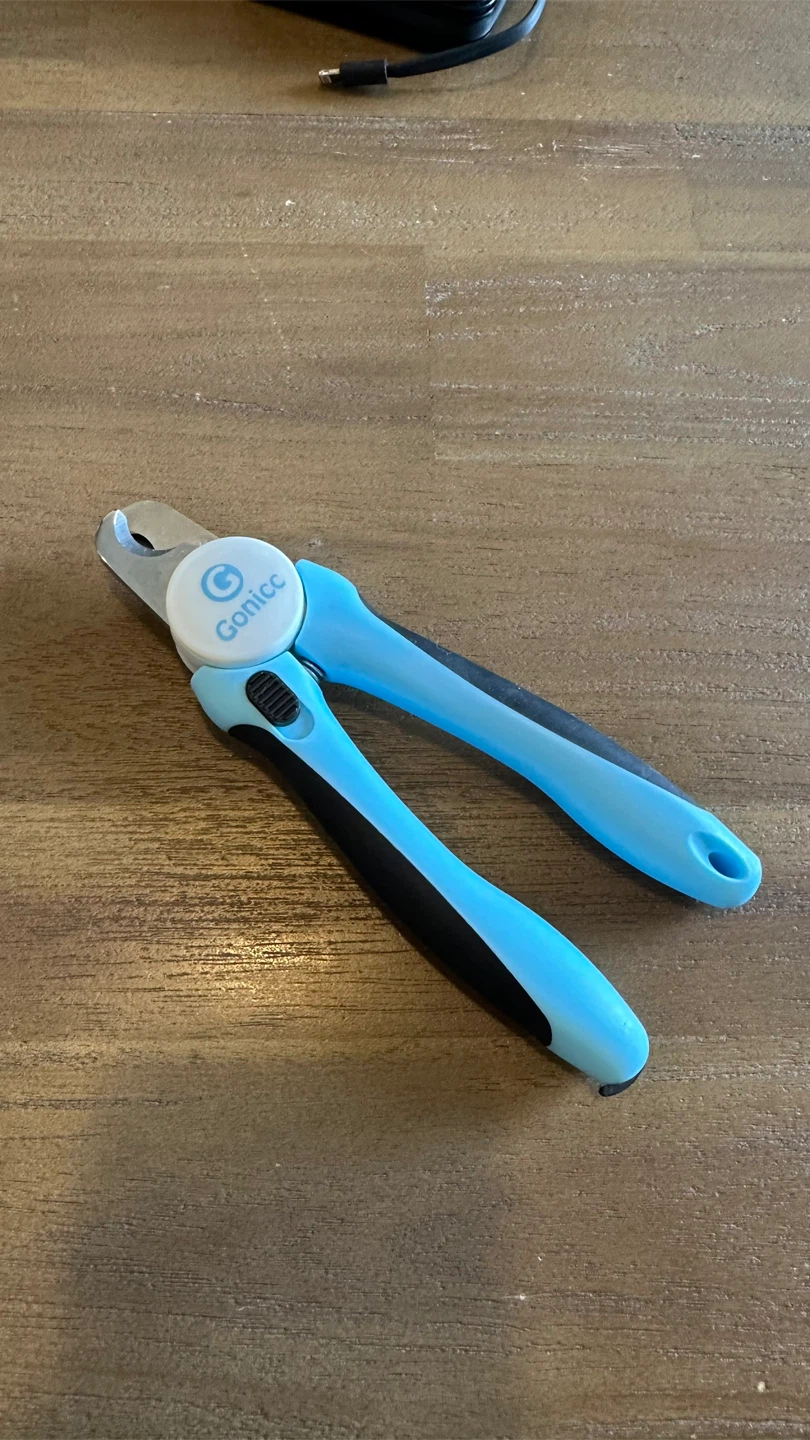 Dog nail trimmer brand new