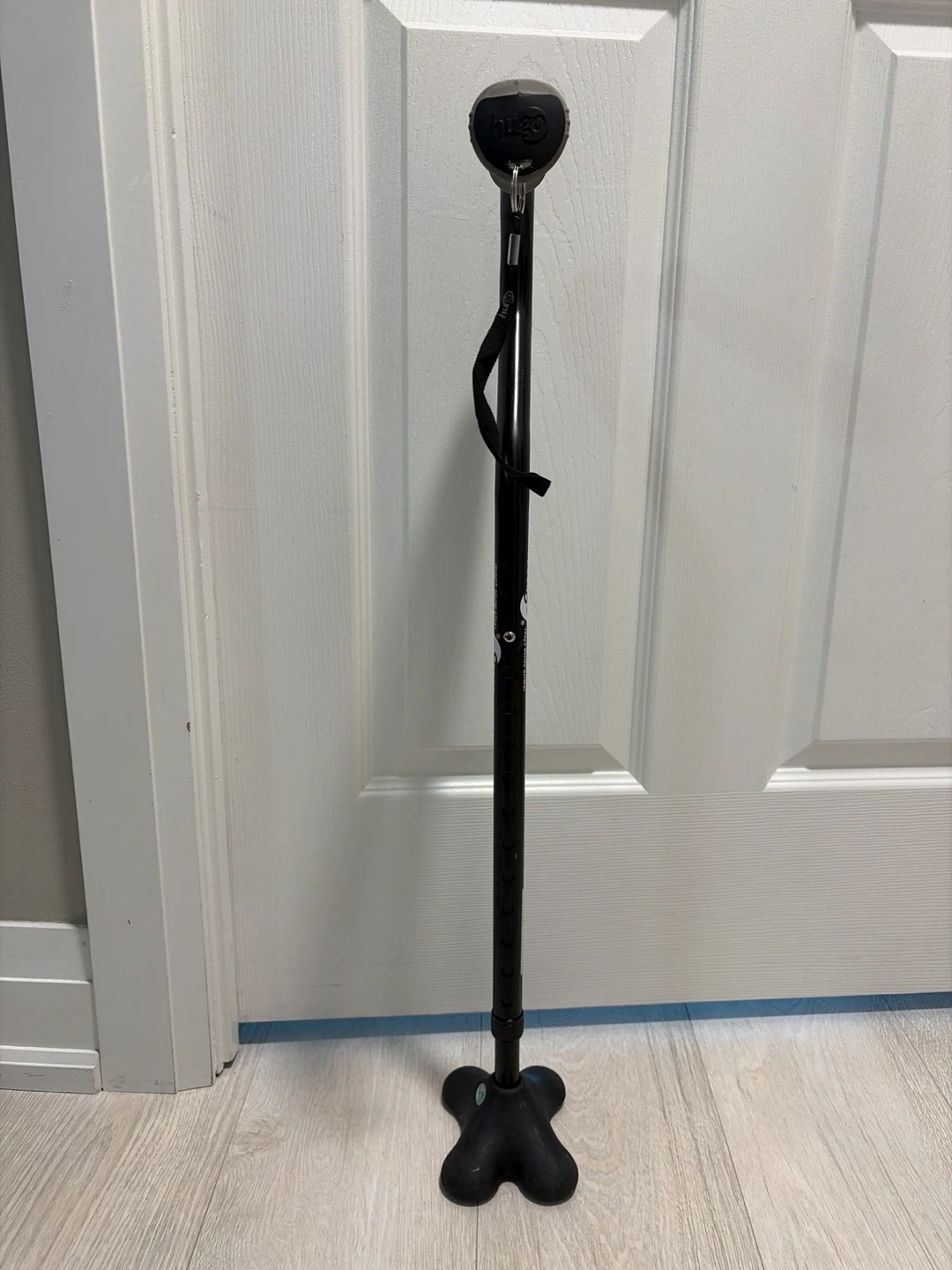 Hugo Mobility Quad Cane for elders - photo 2