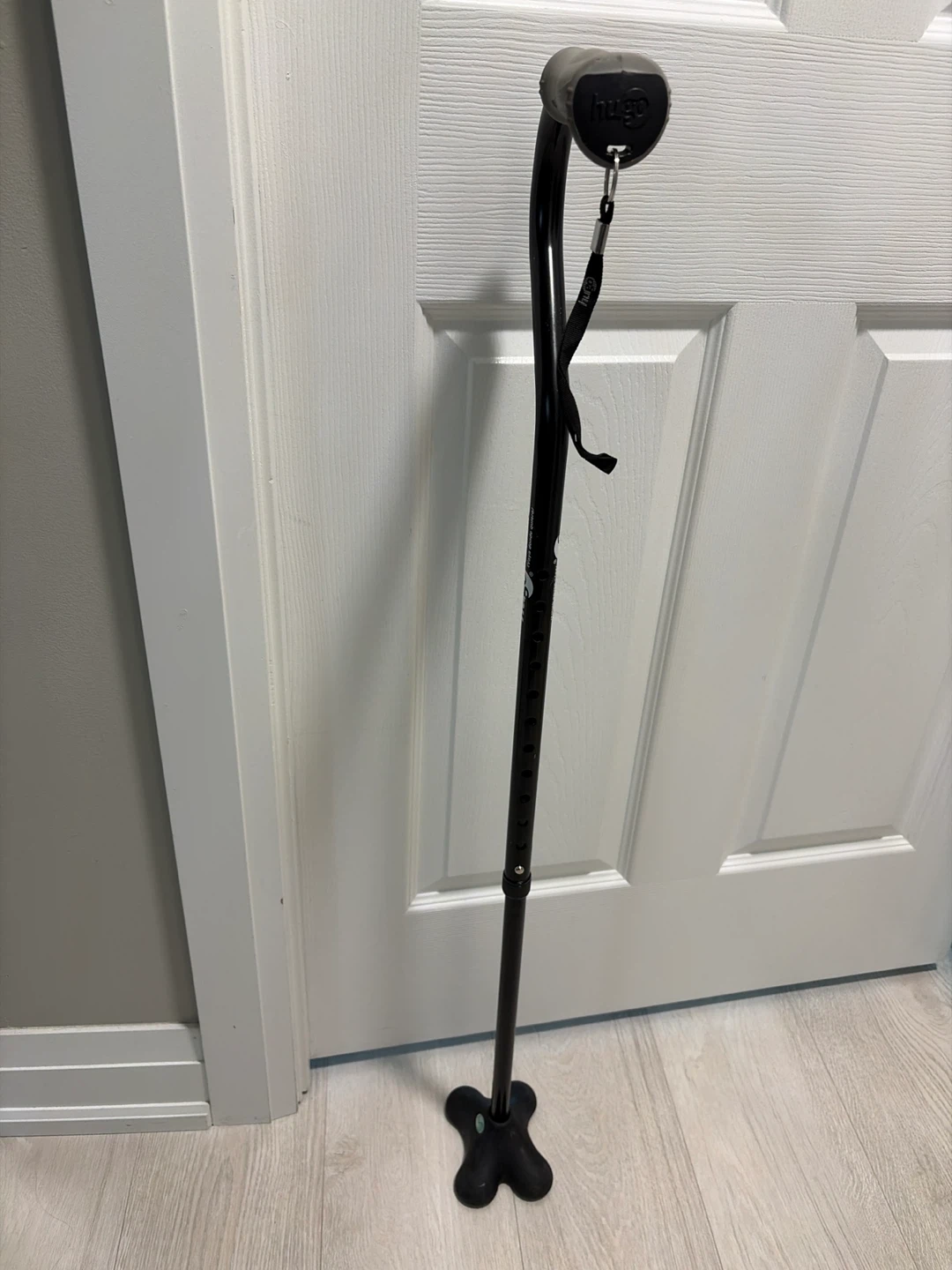 Hugo Mobility Quad Cane for elders - photo 3