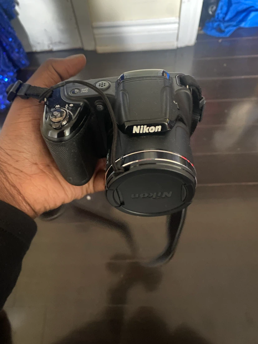 Nikon COOLPIX L320 Digital Camera