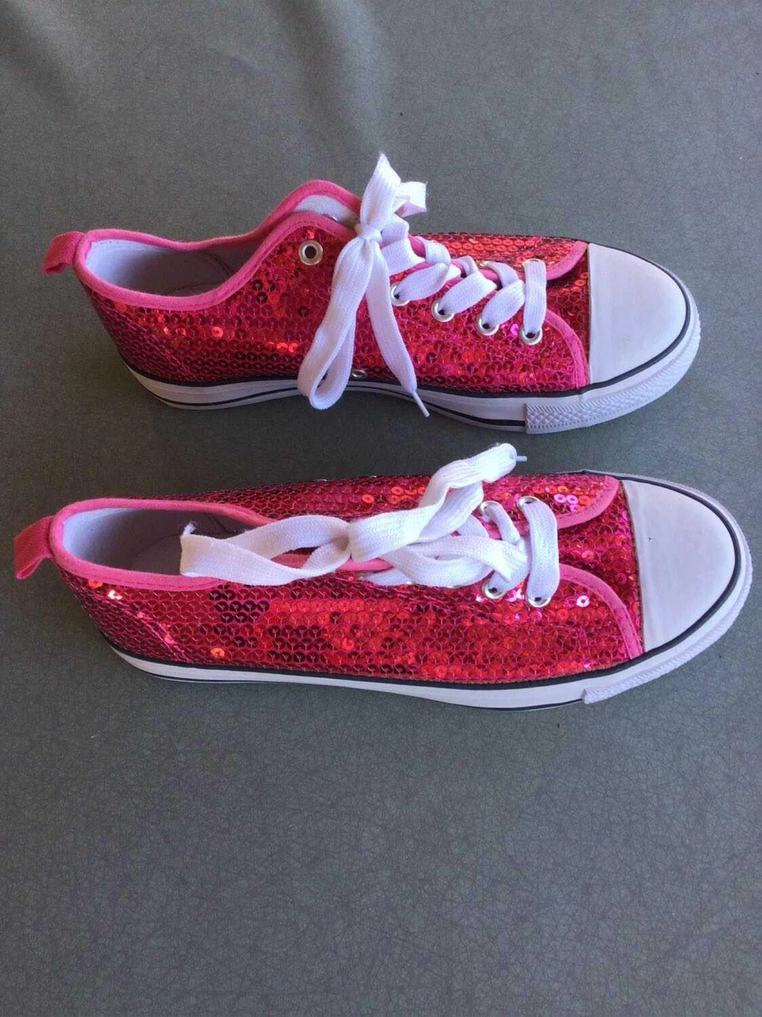 Sequinned shoes. Size 8. New. - photo 2