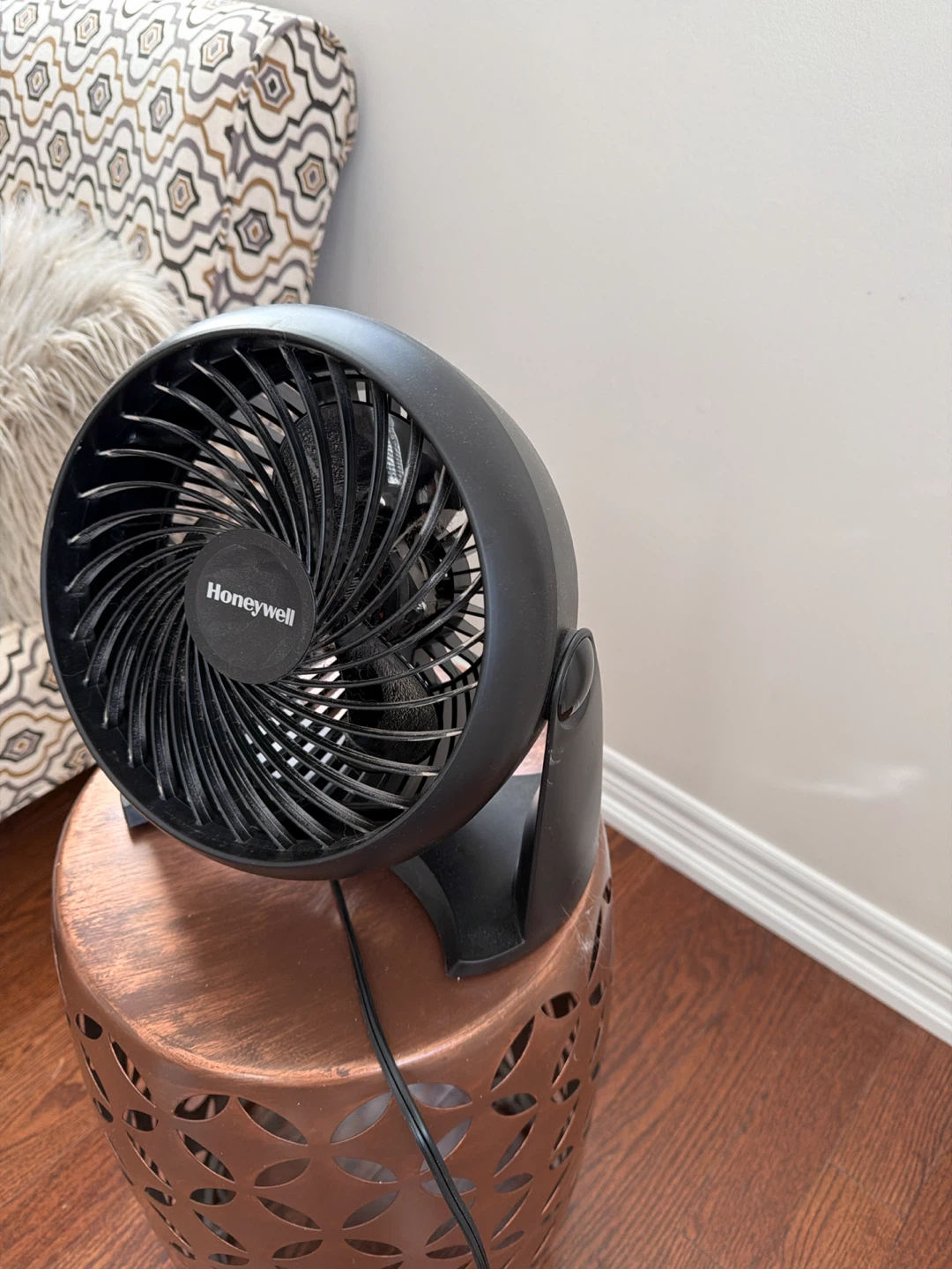 Honeywell Black Personal Fan