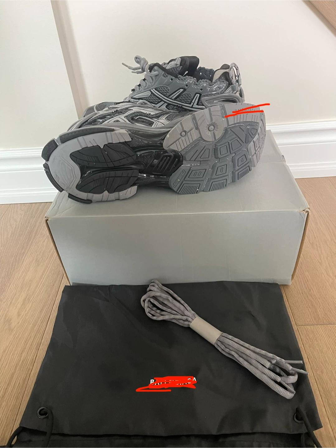 Balenciaga Grey Runner Sneakers Size 46 - photo 5