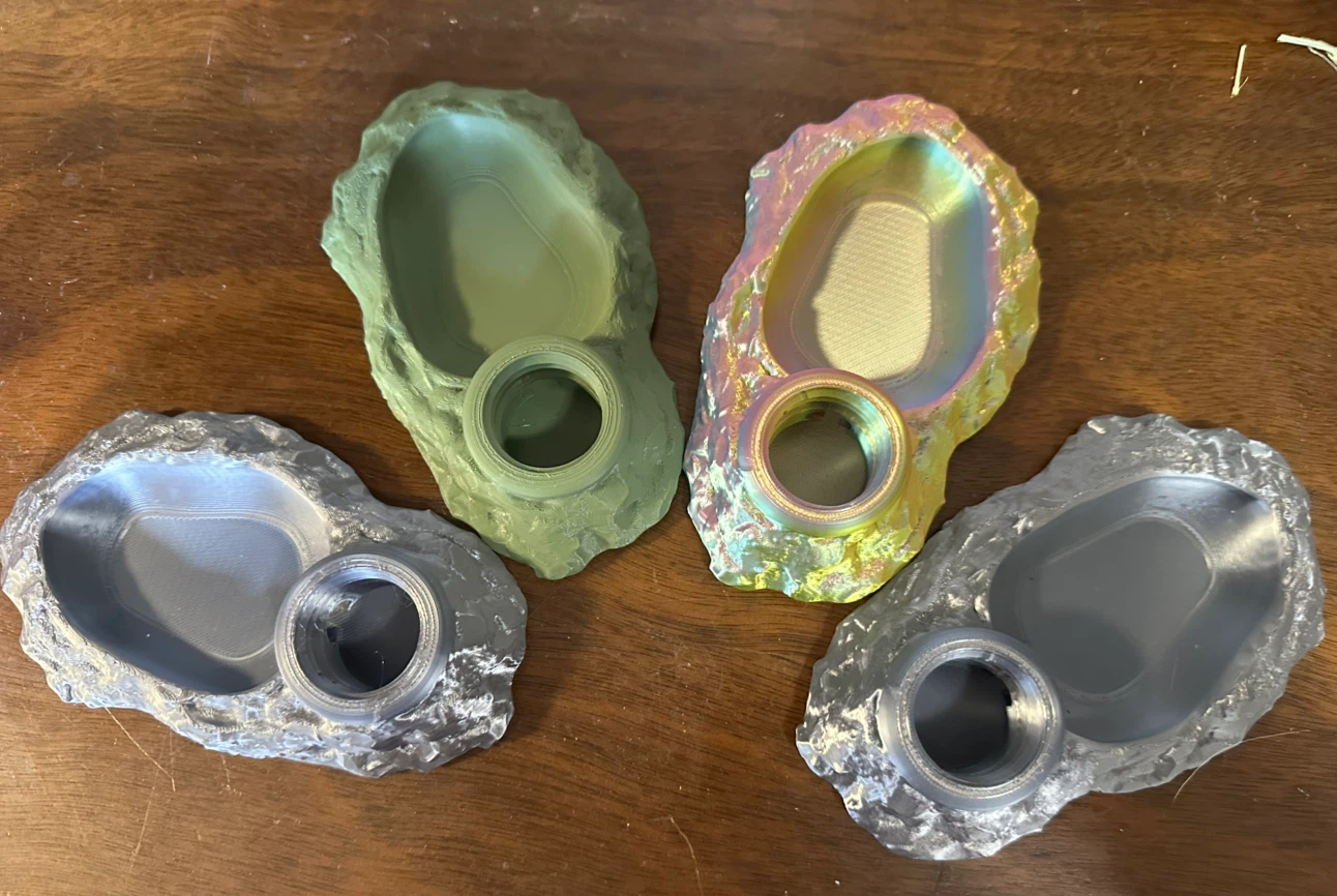 3D printed reptile water feeder - photo 3