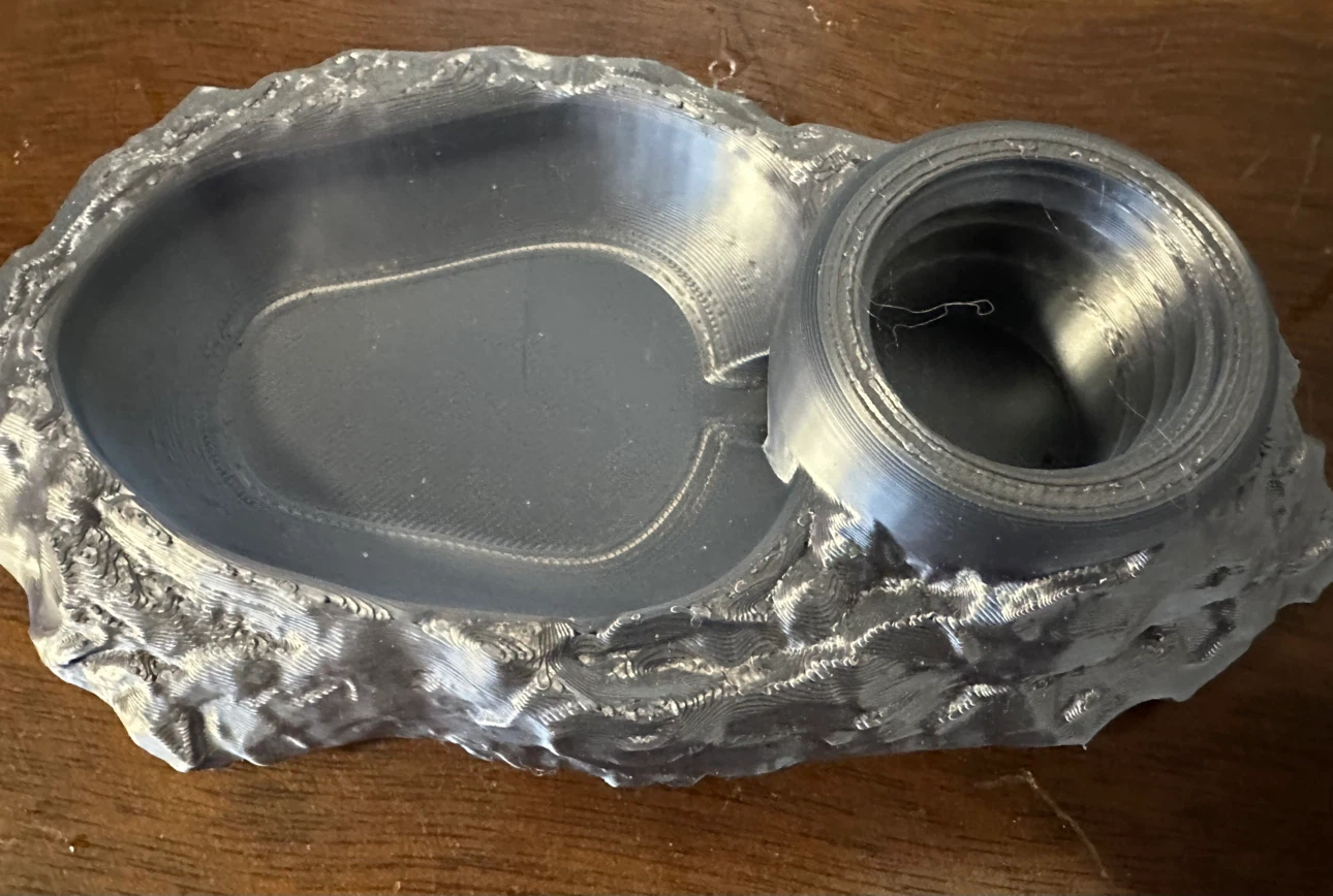 3D printed reptile water feeder - photo 4