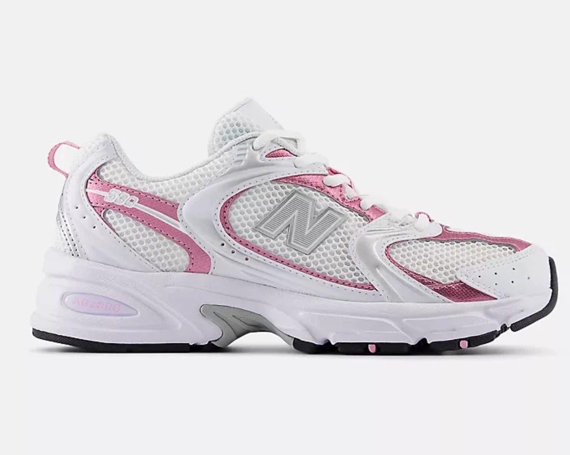 New Balance 530 Women's Sneakers - White/Pink