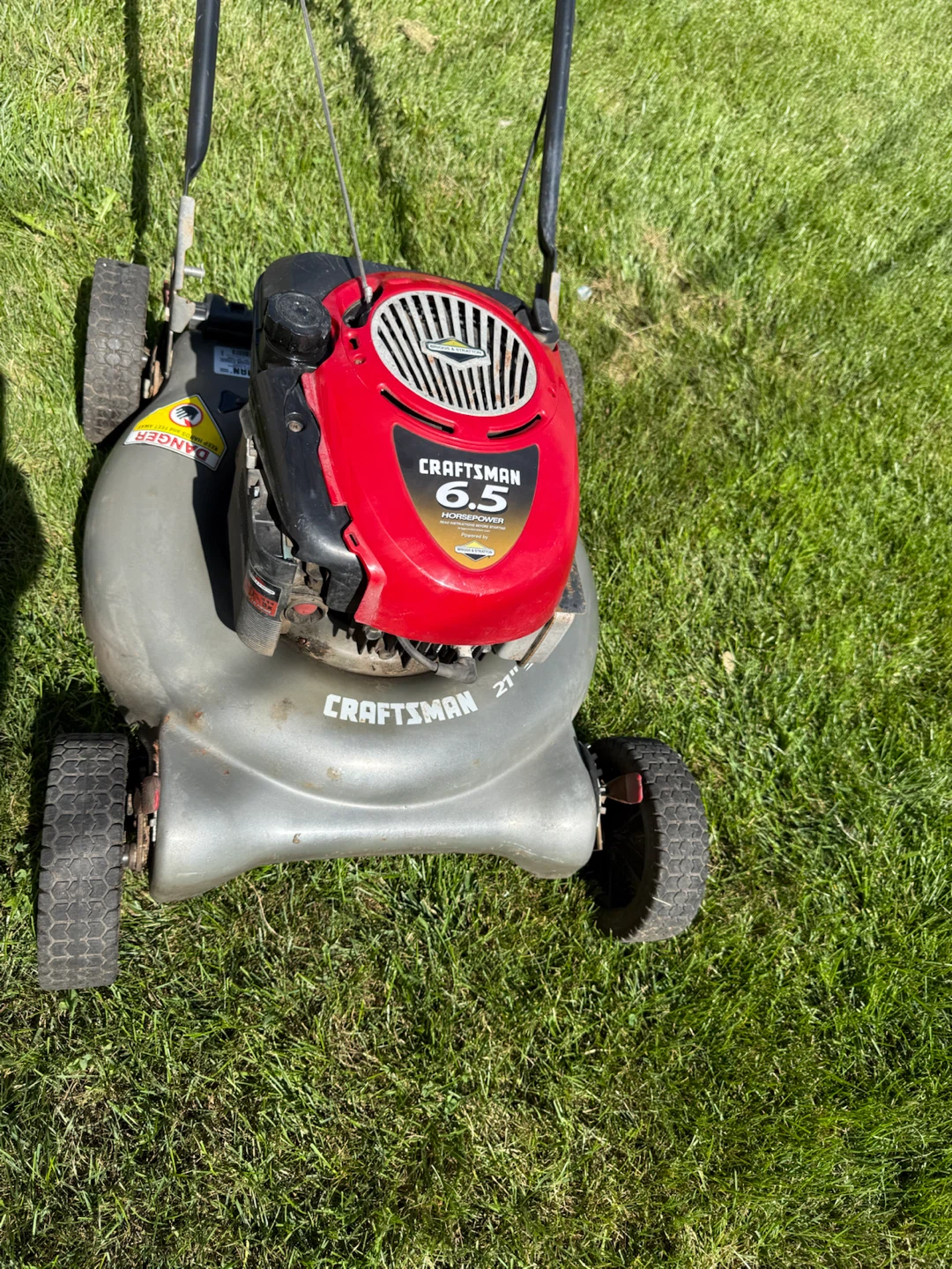 Craftsman 6.5 h p Lawnmower 21 inch Mulcher.$80.00 best offer. - photo 2