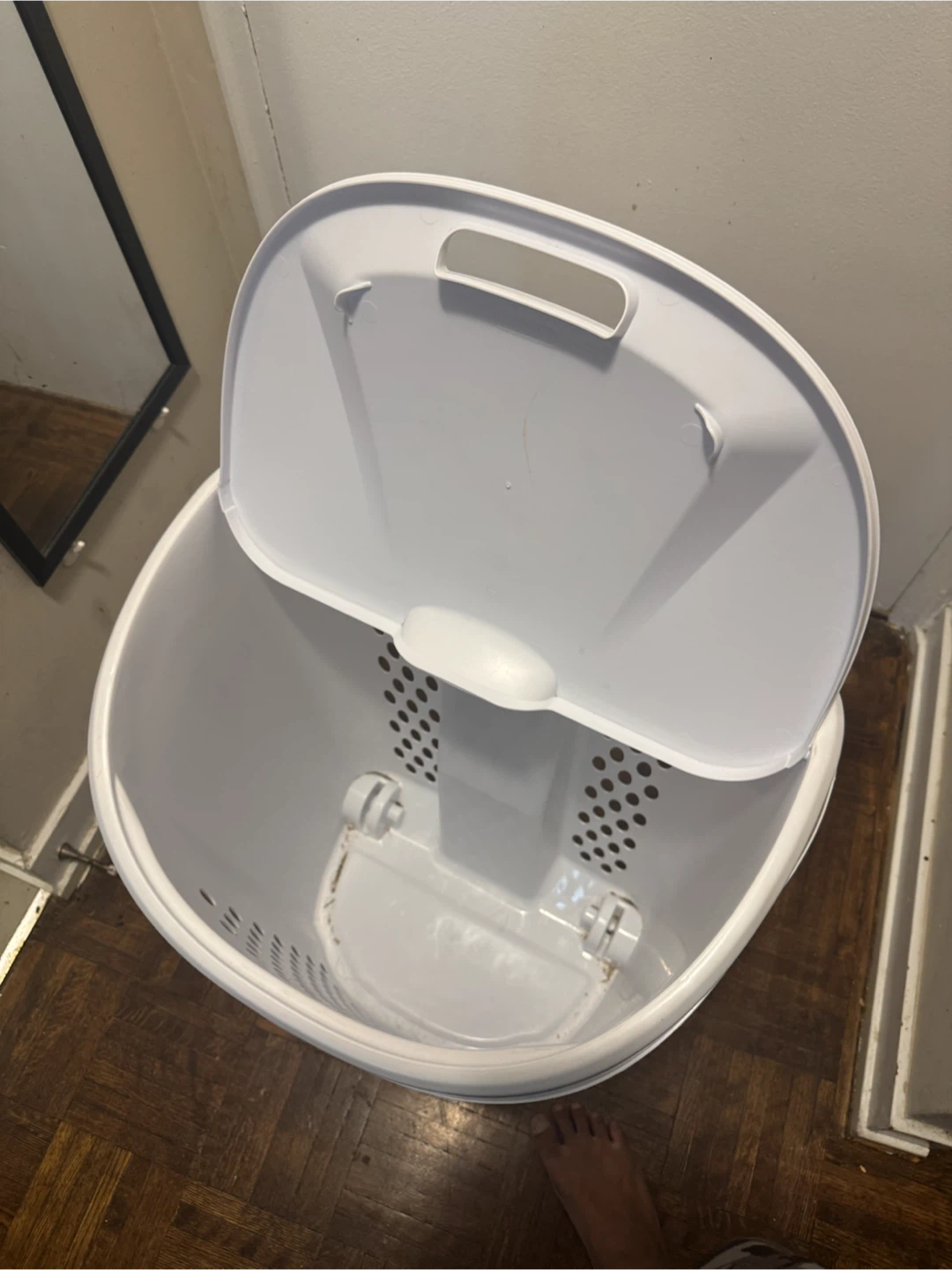 Sterilite Ultra Wheeled Laundry Hamper White - photo 2