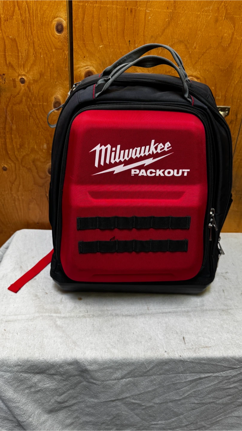 Milwaukee Tool 15-inch PACKOUT Backpack NEW