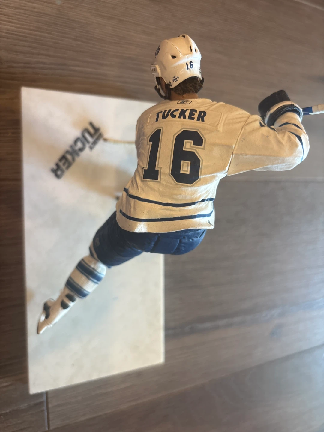 Toronto Maple Leafs Player Figurine - Tucker #16