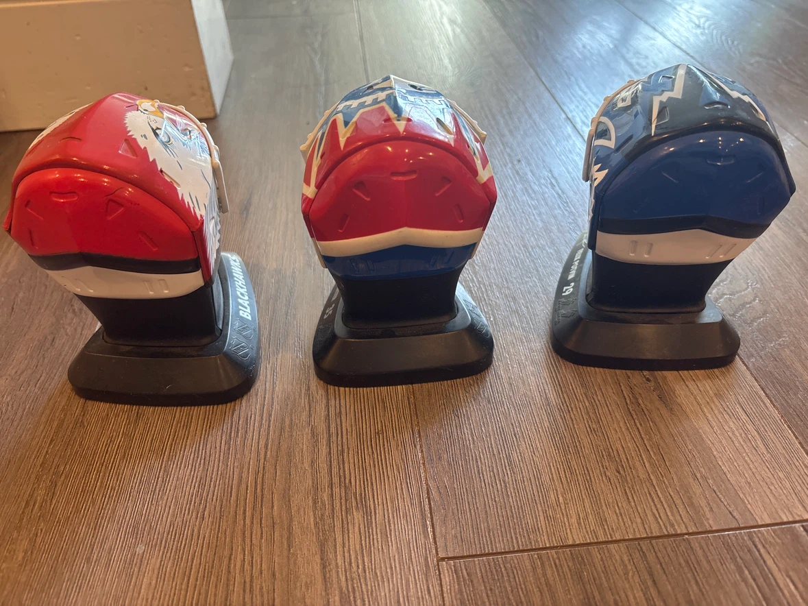 Set of 3 NHL Mini Goalie Masks - photo 2