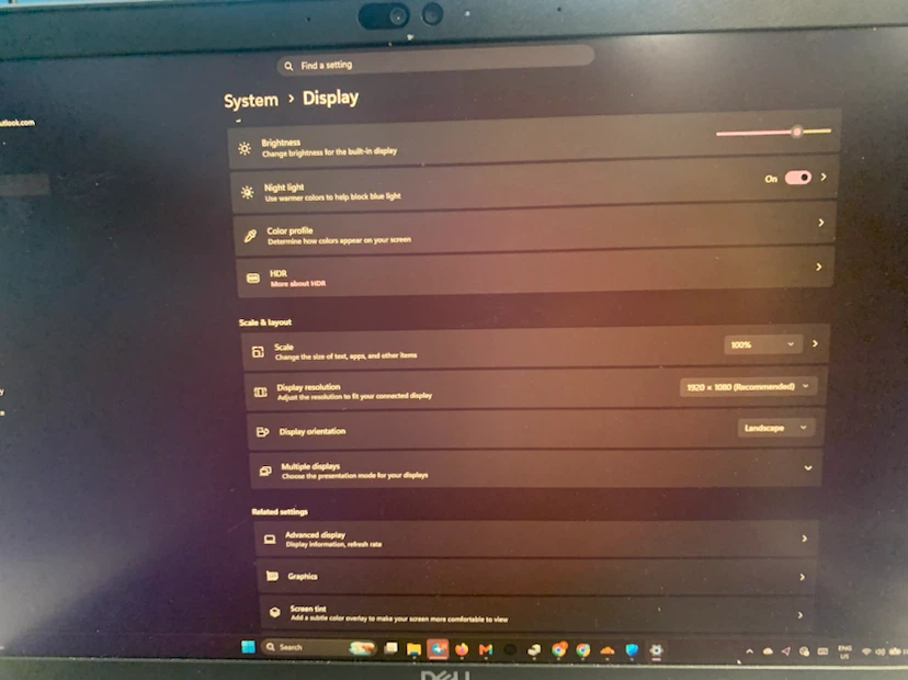 Dell Latitude 5590 Laptop - photo 4