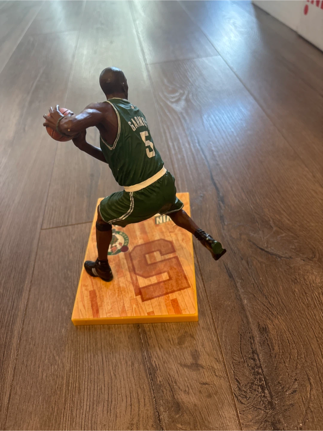 Kevin Garnett Boston Celtics Figure - photo 2