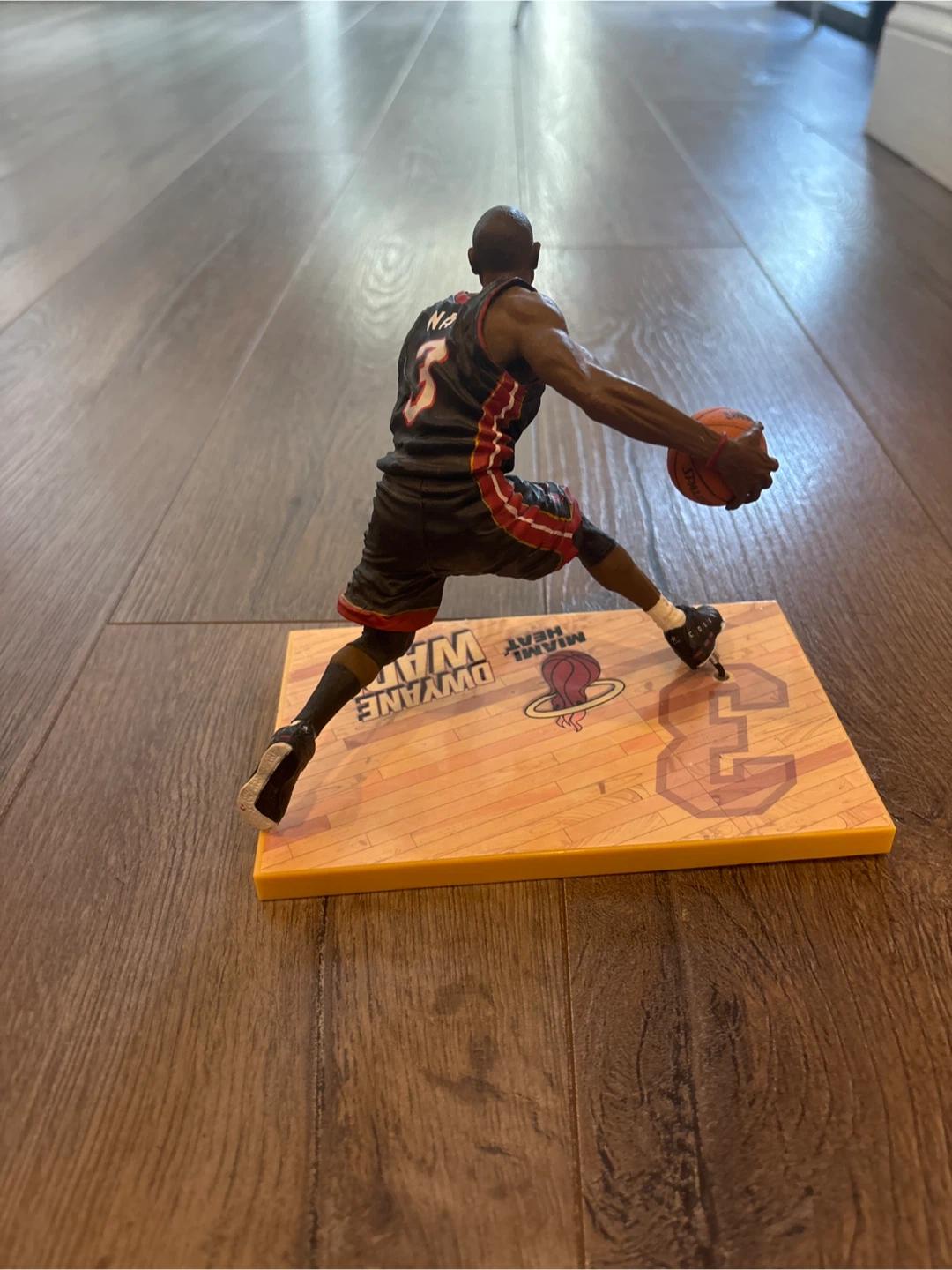 Dwyane Wade Miami Heat Figure - photo 2