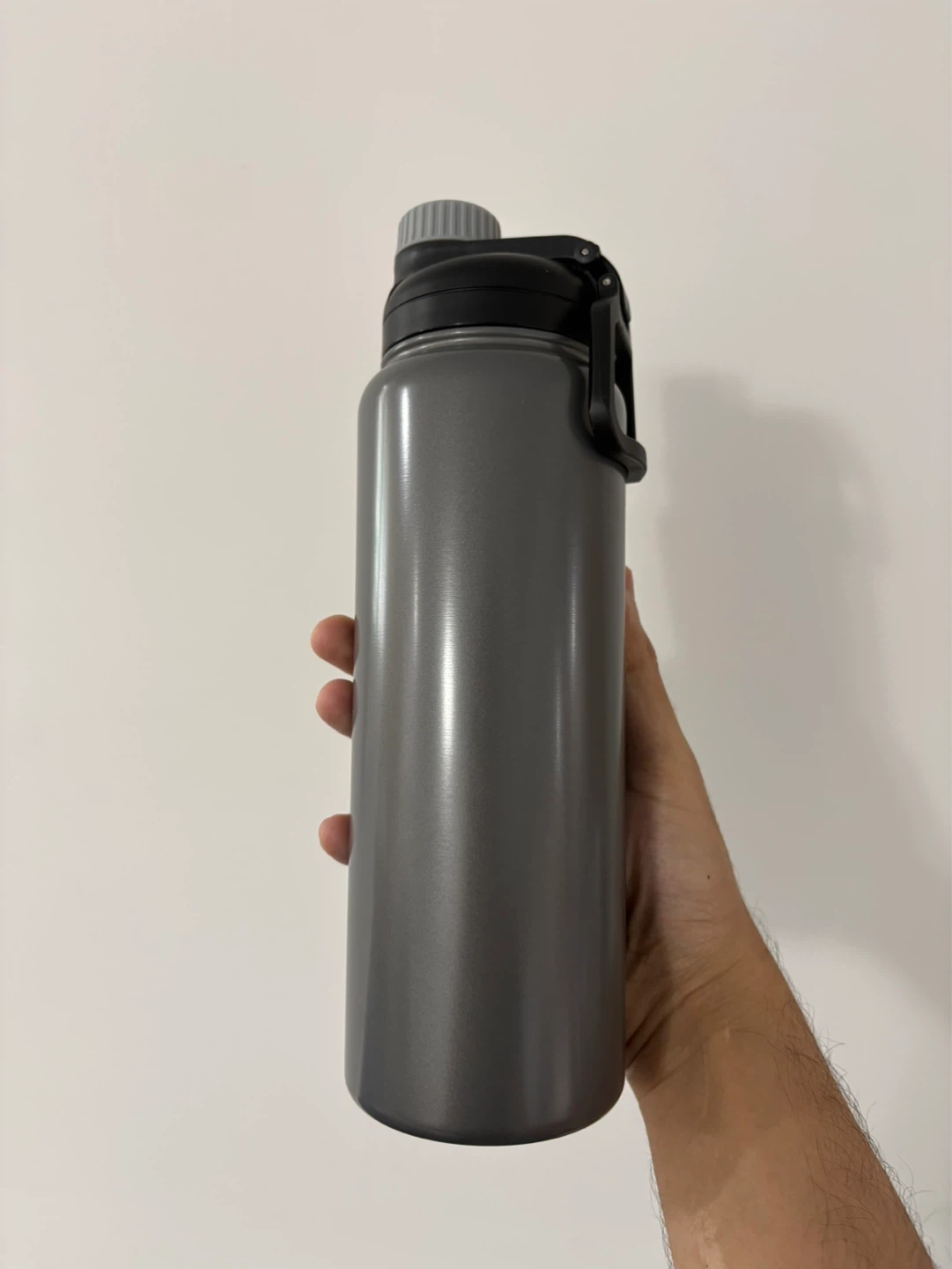 Amazon Basics Stainless Steel Water Bottle 30 oz