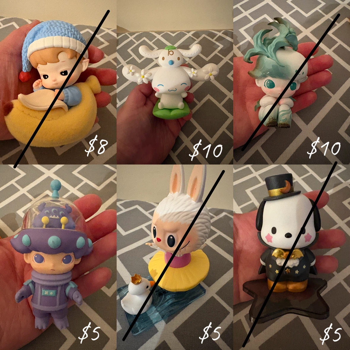 Figures, items and clothes - photo 2