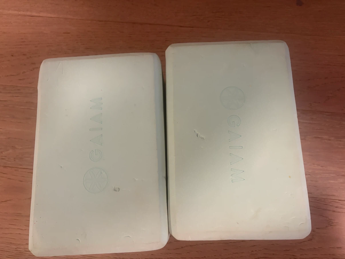 Gaiam Yoga Blocks (Set of 2) - photo 2
