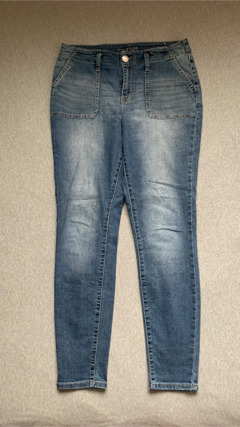 Maurices Blue Skinny Jeans ~ Ladies Size Medium