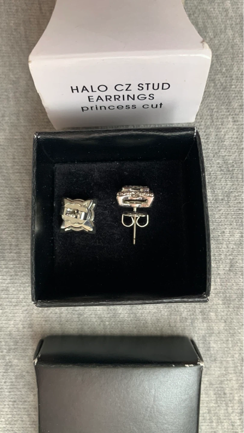 Avon Halo CZ Stud Earrings Princess Cut - photo 2