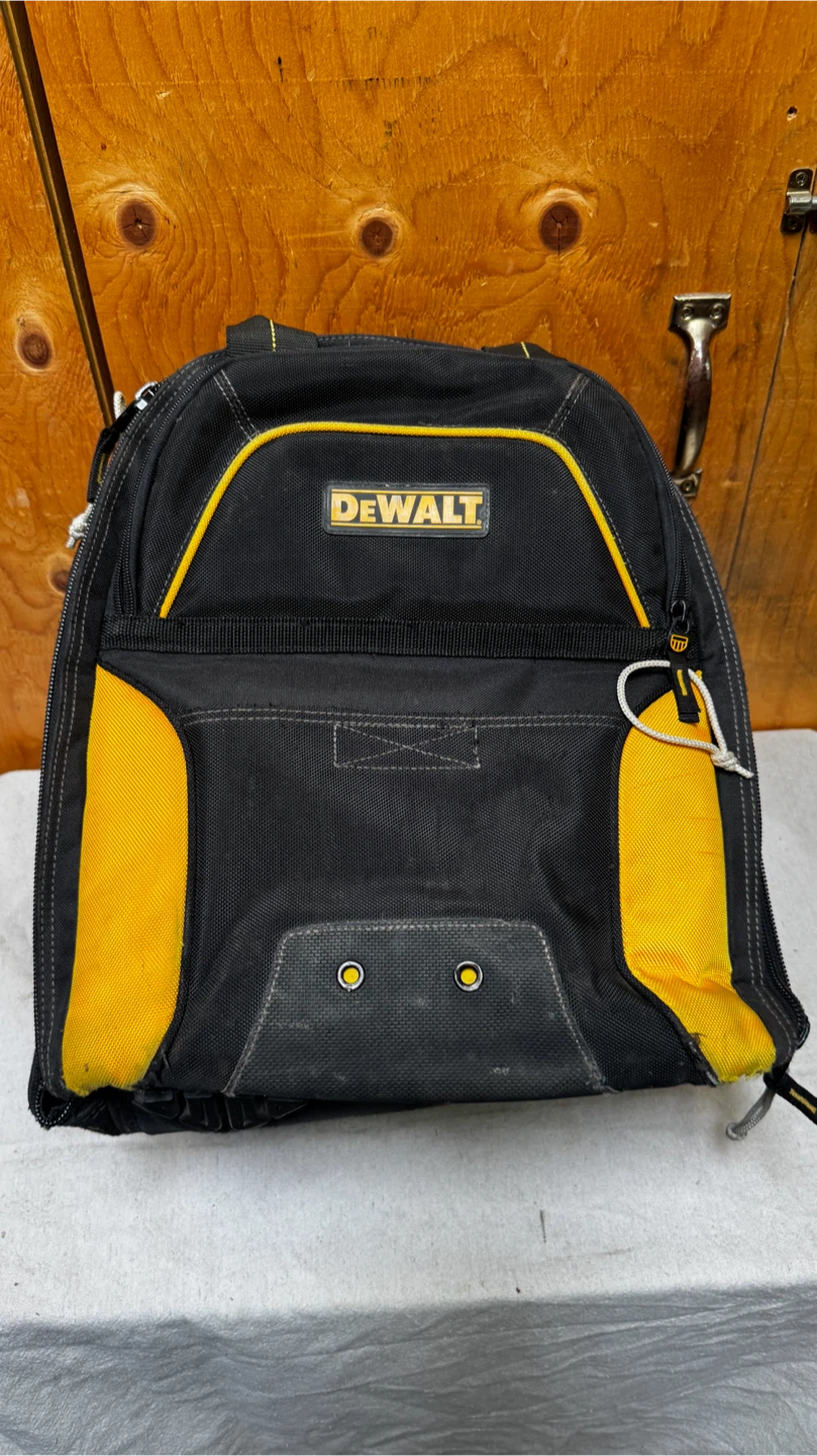 DEWALT PRO Backpack Tool bag