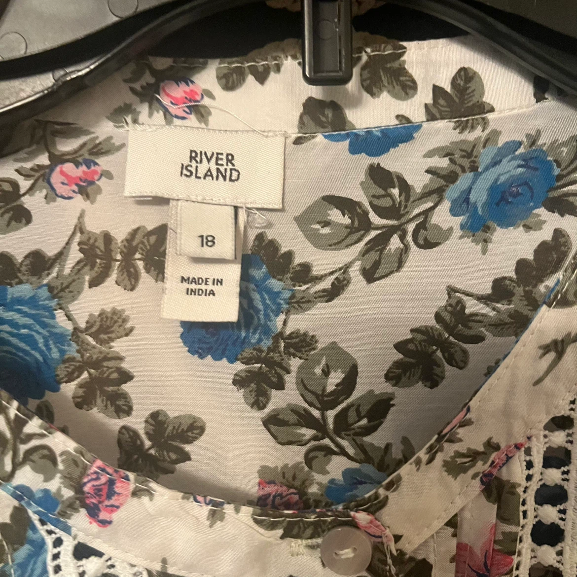 River Island Floral Print Blouse Size 18 - photo 2