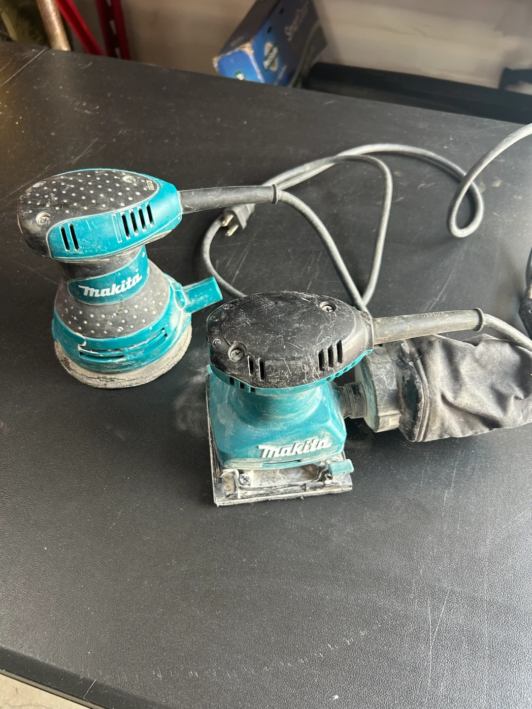 Makita Random Orbit Sander and Finishing Sander Set