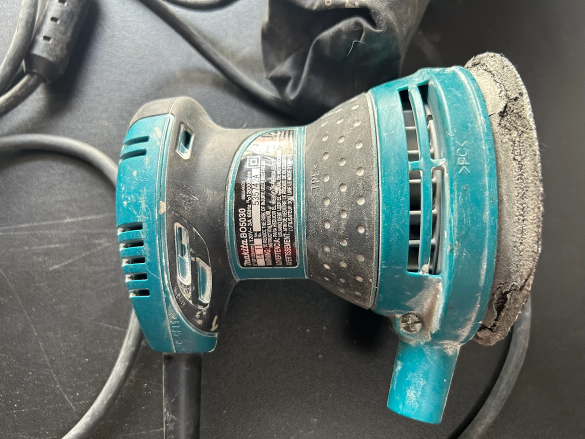 Makita Random Orbit Sander and Finishing Sander Set - photo 4