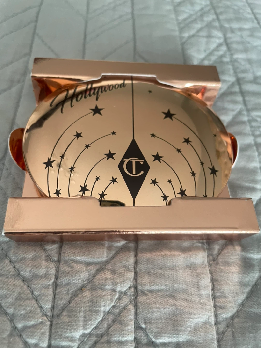 Charlotte Tilbury Hollywood Glow Glide Face Highlighter - photo 2