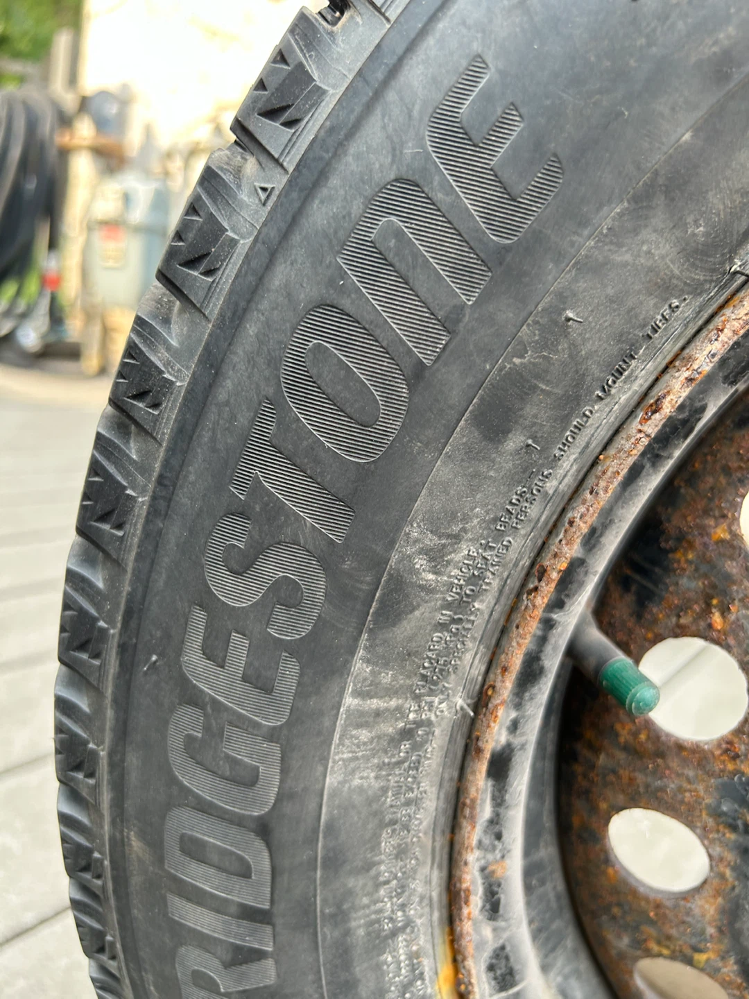 Bridgestone Blizzak WS90 Winter Tire 195/65R15 - photo 3