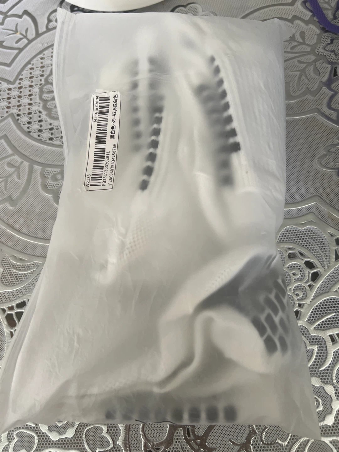 Adidas f50 clears with grip socks - photo 4