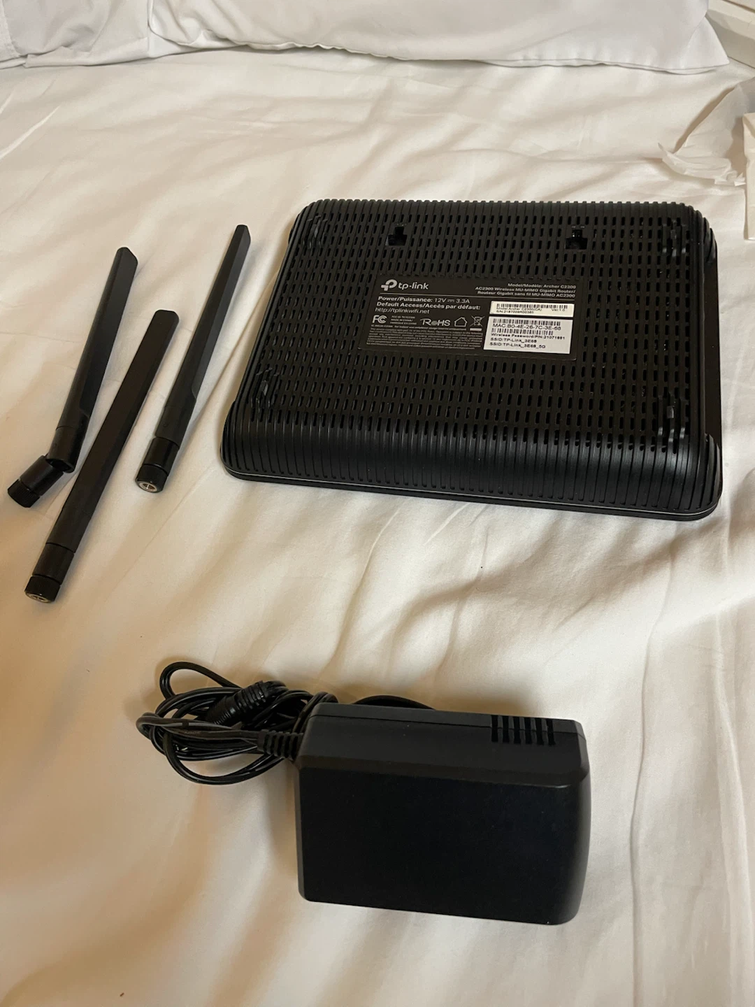 TP-Link Wireless Wi-Fi Router - photo 2